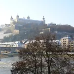 Hotel Alter Kranen